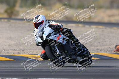 media/Dec-17-2022-SoCal Trackdays (Sat) [[224abd9271]]/Turn 7 Set 1 (1125am)/